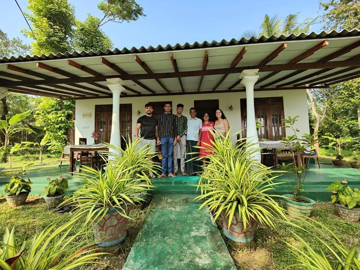 Lucky Villa Sigiriya 0*,