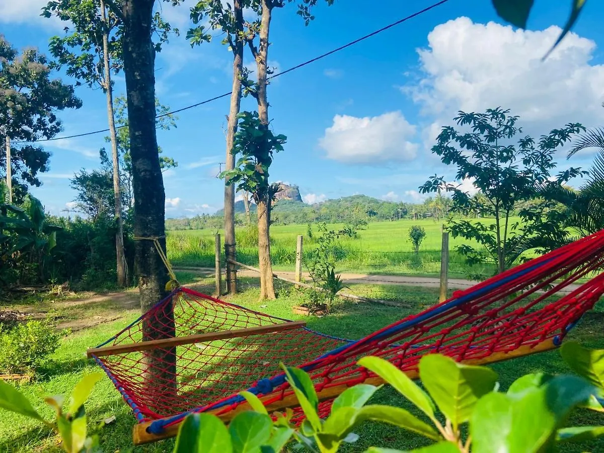 Lucky Villa Sigiriya Accommodatie bij particulieren