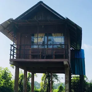 Paddy Field Hut Lodge